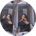 Being Elise profile picture